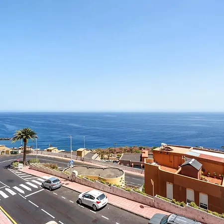 Beautiful 3 Bedroom Wifi Sea View Radazul