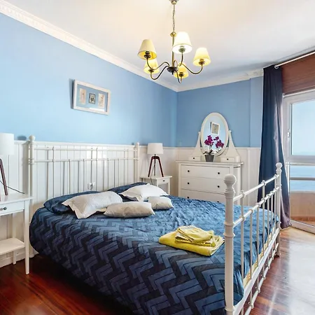 아파트 Beautiful 3 Bedroom Wifi Sea View *